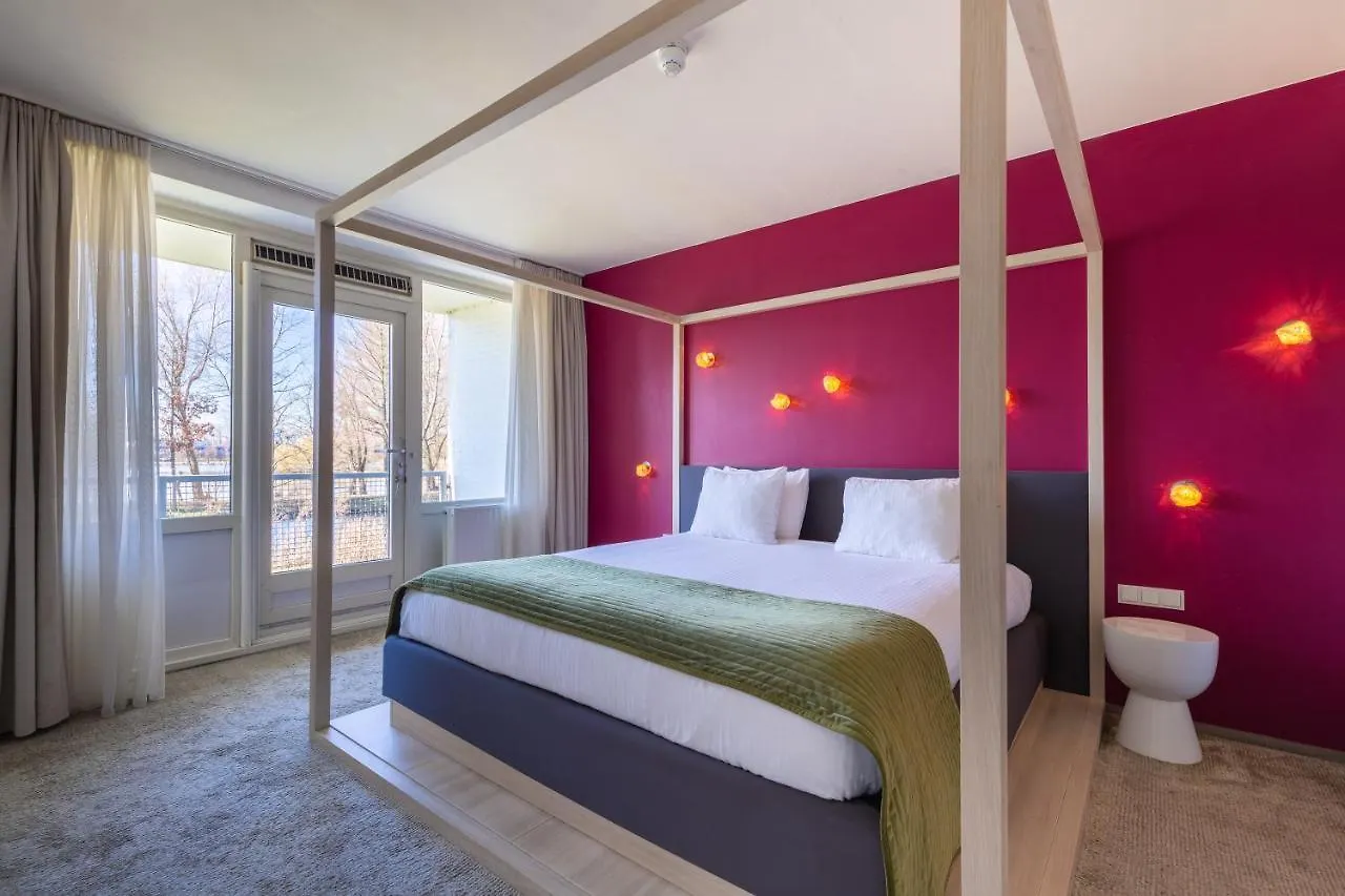 Amrath Airport Hotel Rotterdam 4*,