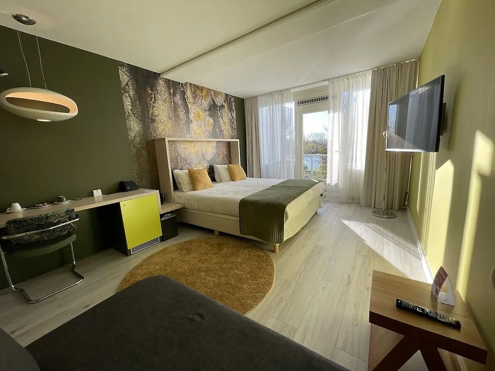 Amrath Airport Hotel Rotterdam 4*,